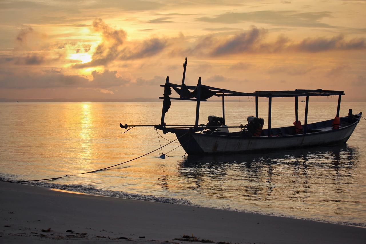 Hostel Suns Of Beaches Koh Rong Exterior foto