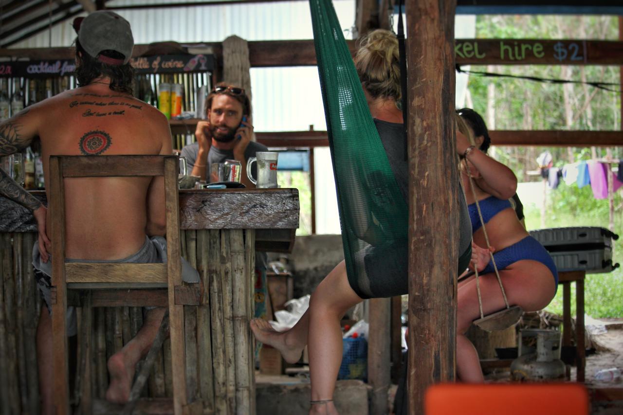Hostel Suns Of Beaches Koh Rong Exterior foto